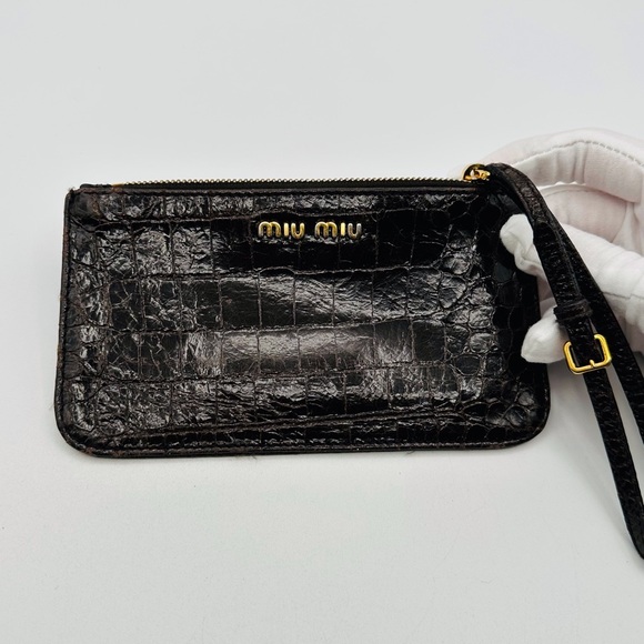 Miu Miu Black Croc-Embossed Clutch - Picture 1 of 7